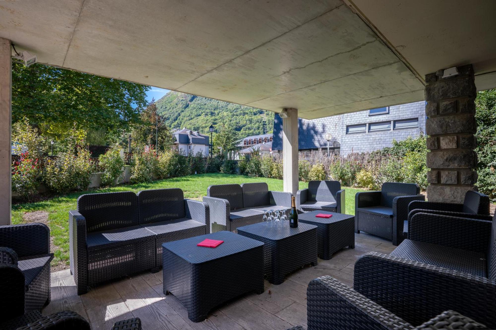 Grand Chalet St-Lary Centre 13 A 15 Pers Saint-Lary-Soulan Εξωτερικό φωτογραφία